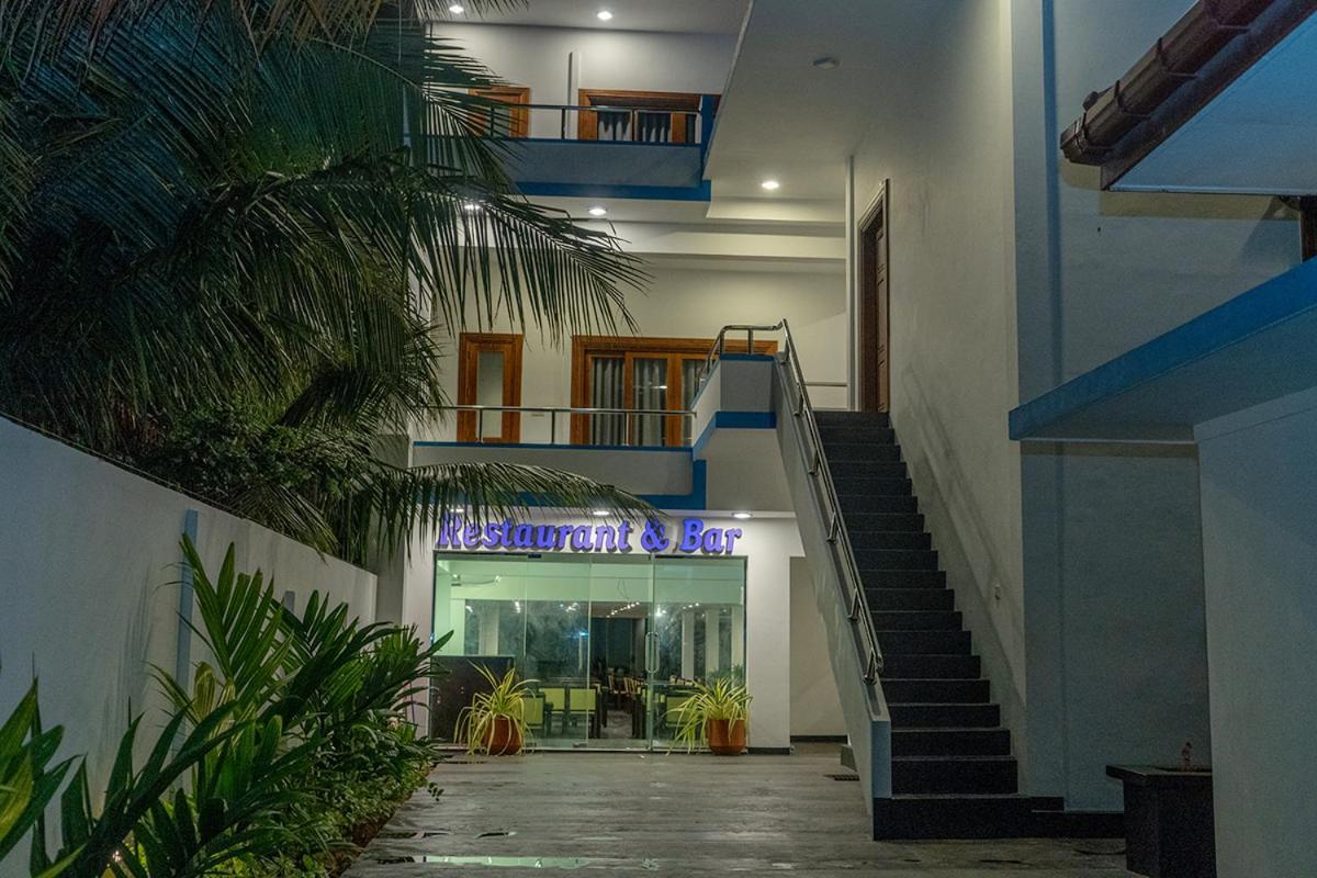 Village Hotel Northern Point Point Pedro المظهر الخارجي الصورة
